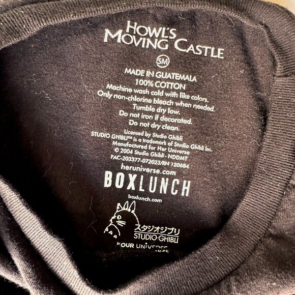 Howls Moving Castle T Shirt Small Black Studio Ghibli Boxlunch Graphic Anime - Picture 12 of 12